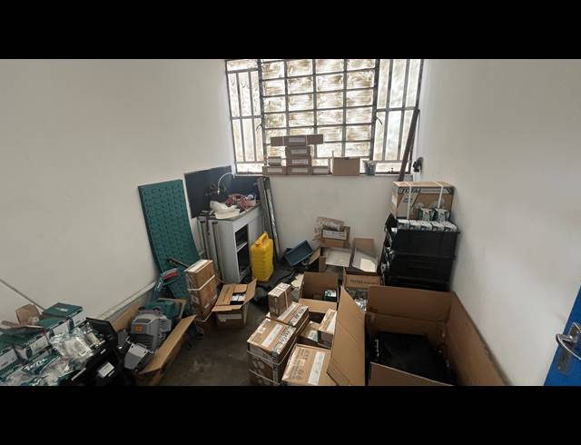 406M² WAREHOUSE TO LET IN SPARTAN